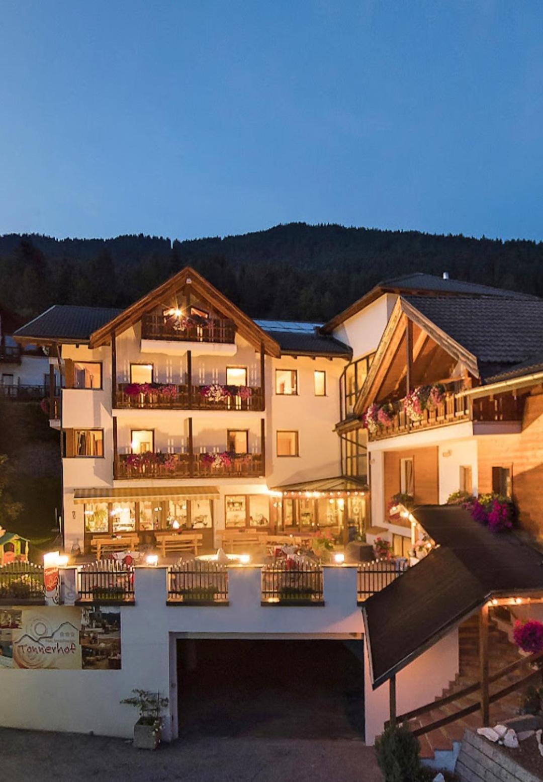 Hotel Tonnerhof Racines Kültér fotó