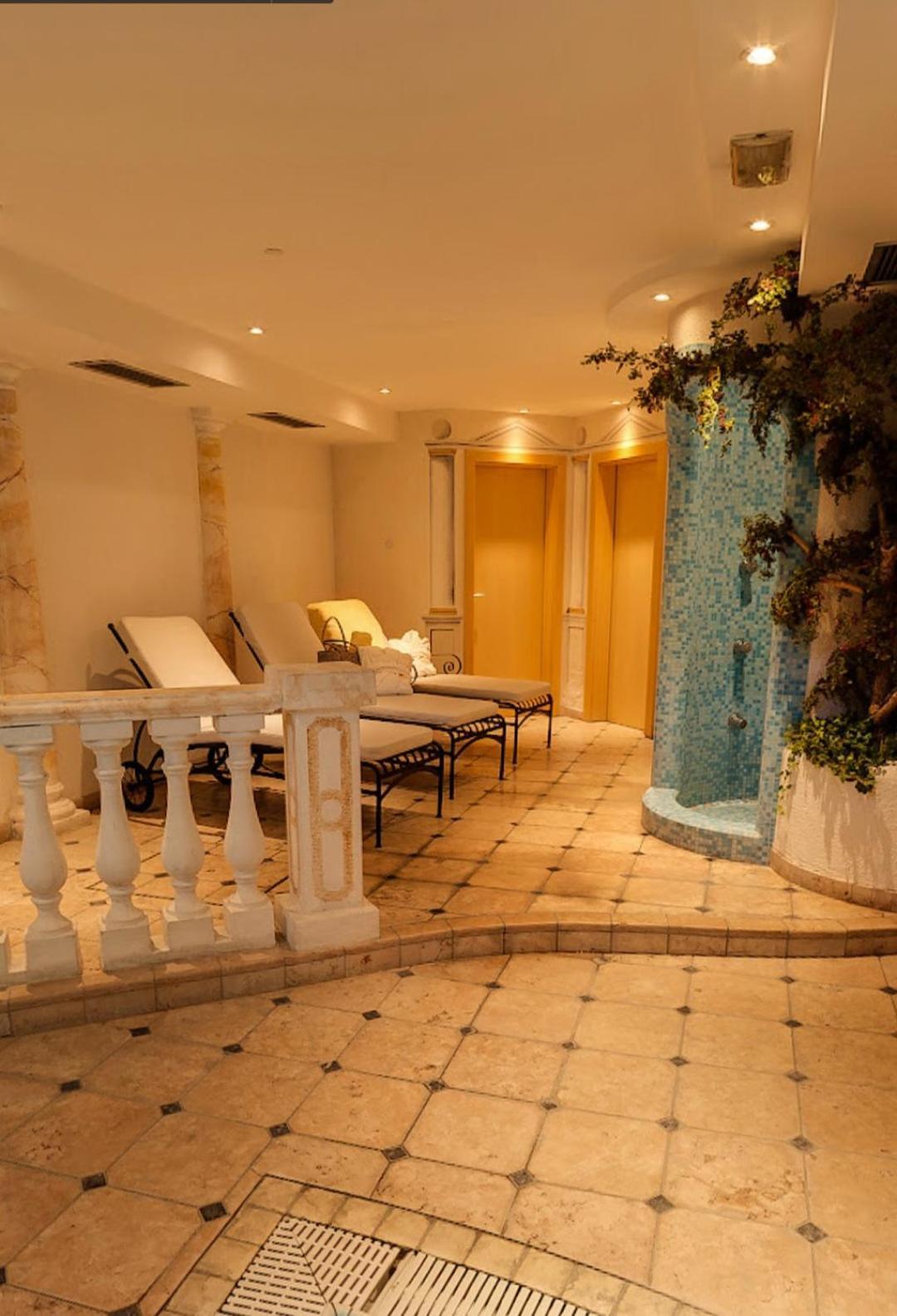 Hotel Tonnerhof Racines Kültér fotó